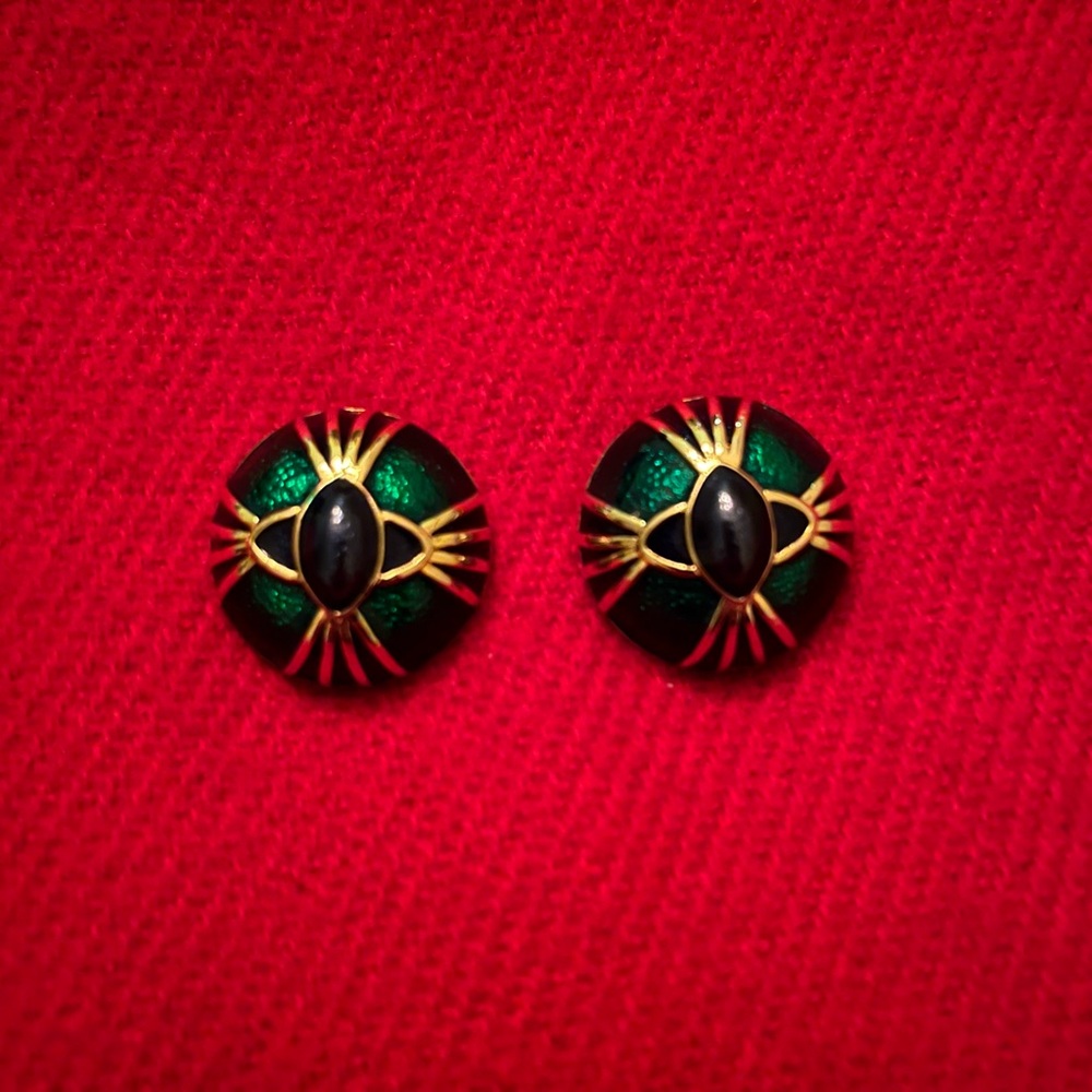 Vintage Joan Rivers Art Deco Button Clip-on Earrings